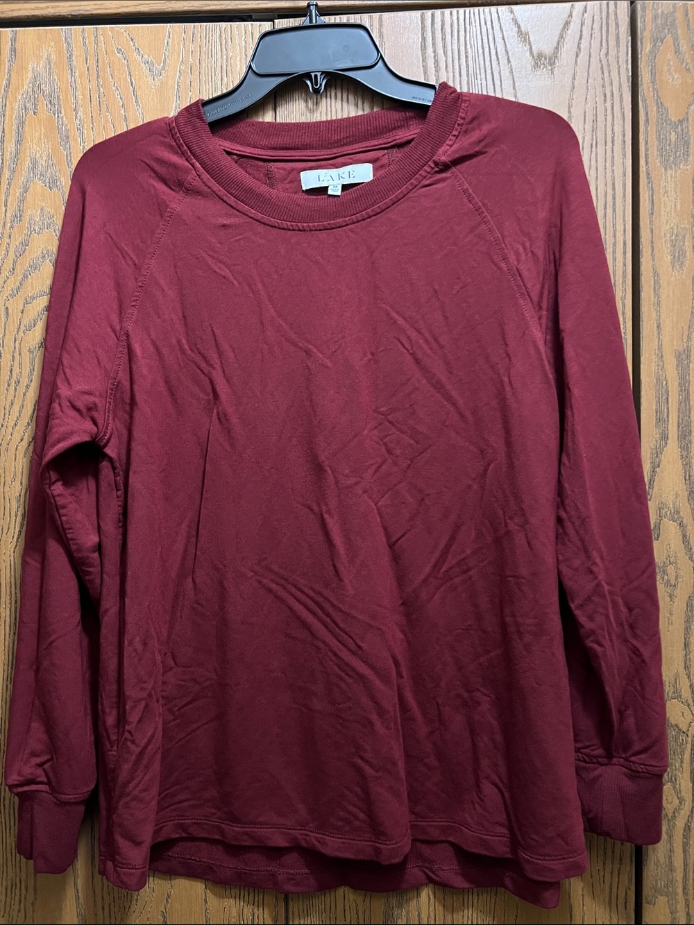 LAKE Women's Maroon Long-Sleeve Crewneck Pajama Top